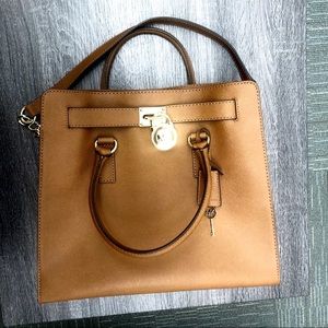 *SOLD* Michael Kors Hamilton Tote